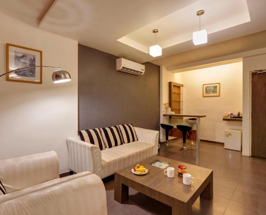 Regenta Place Raysons Kolhapur Ngoại thất bức ảnh